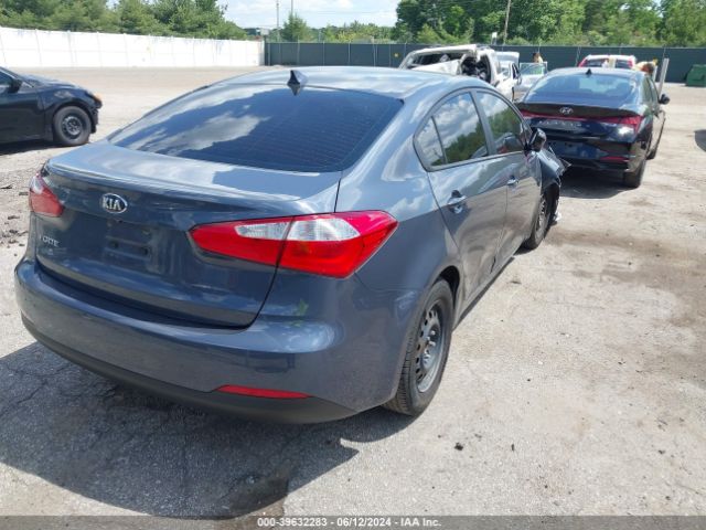 Photo 3 VIN: KNAFX4A66G5555688 - KIA FORTE 