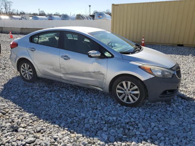 Photo 3 VIN: KNAFX4A67E5074362 - KIA FORTE 