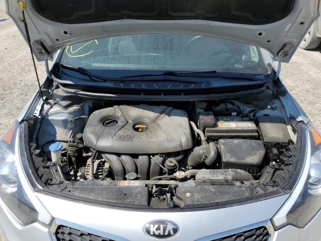 Photo 6 VIN: KNAFX4A67E5107120 - KIA FORTE LX 