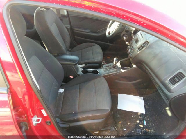 Photo 4 VIN: KNAFX4A67E5197157 - KIA FORTE 