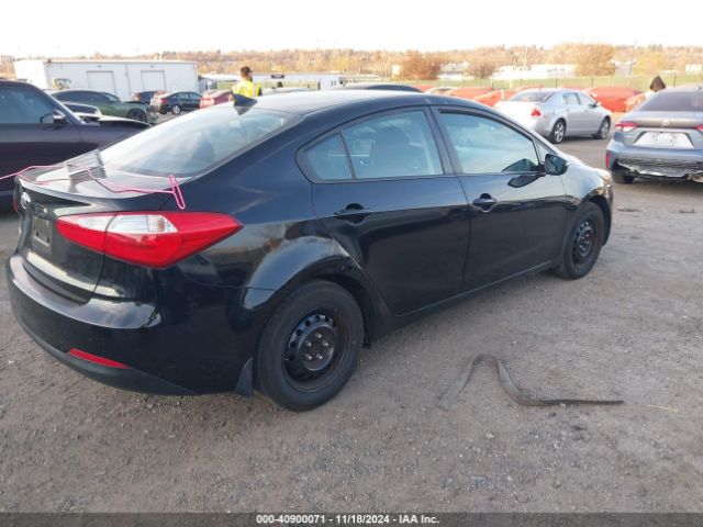 Photo 3 VIN: KNAFX4A67F5321297 - KIA FORTE 