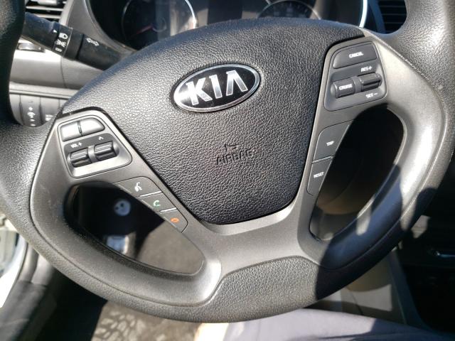 Photo 8 VIN: KNAFX4A67F5360018 - KIA FORTE LX 