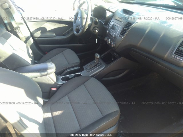 Photo 4 VIN: KNAFX4A67F5399675 - KIA FORTE 