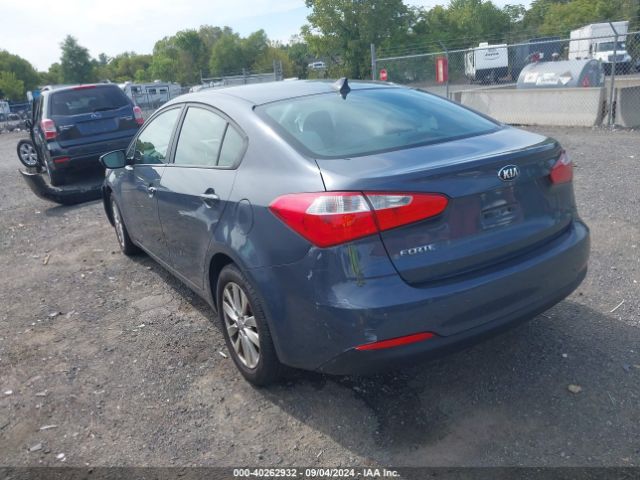 Photo 2 VIN: KNAFX4A67F5414997 - KIA FORTE 