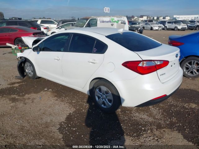 Photo 2 VIN: KNAFX4A67F5421819 - KIA FORTE 