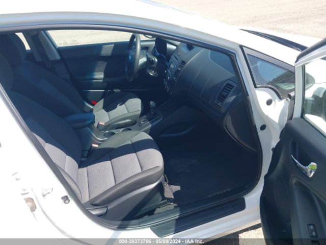 Photo 4 VIN: KNAFX4A67G5444339 - KIA FORTE 