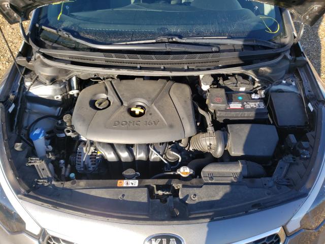 Photo 6 VIN: KNAFX4A67G5482282 - KIA FORTE LX 