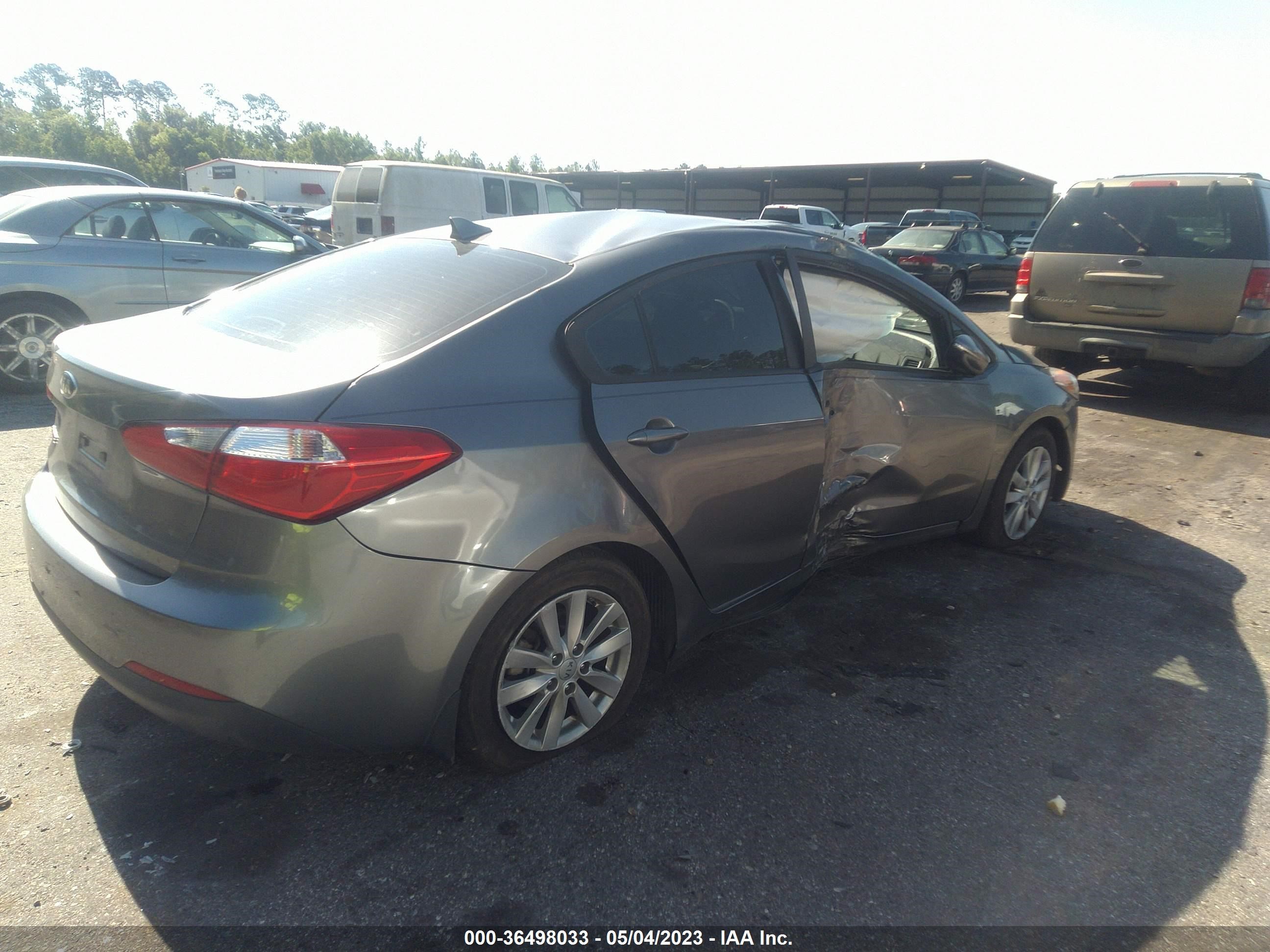 Photo 3 VIN: KNAFX4A67G5593768 - KIA FORTE 