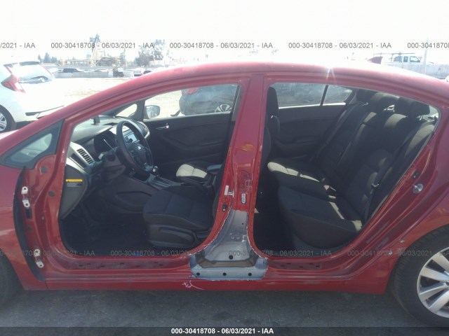 Photo 5 VIN: KNAFX4A67G5614487 - KIA FORTE 