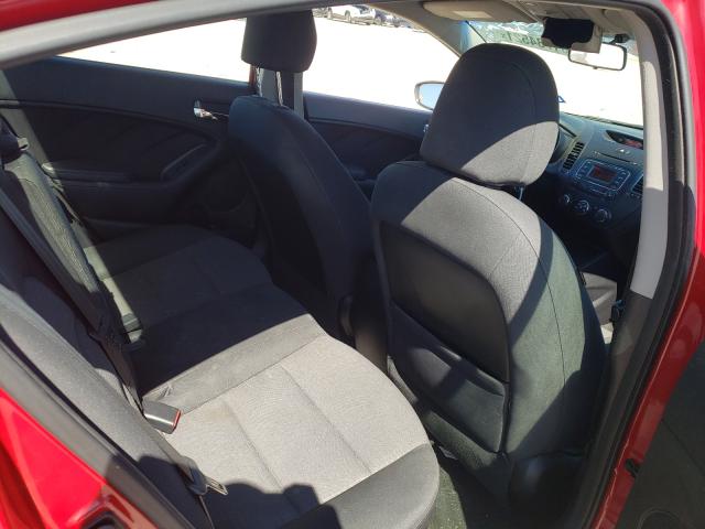 Photo 5 VIN: KNAFX4A68E5098749 - KIA FORTE LX 