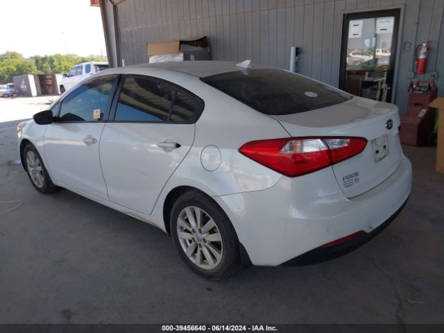 Photo 2 VIN: KNAFX4A68E5153314 - KIA FORTE 