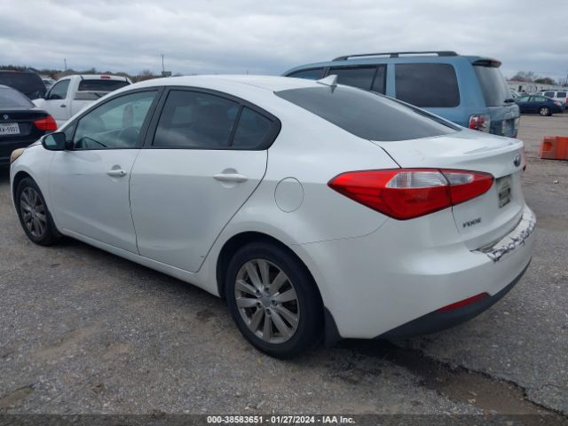 Photo 2 VIN: KNAFX4A68E5168833 - KIA FORTE 