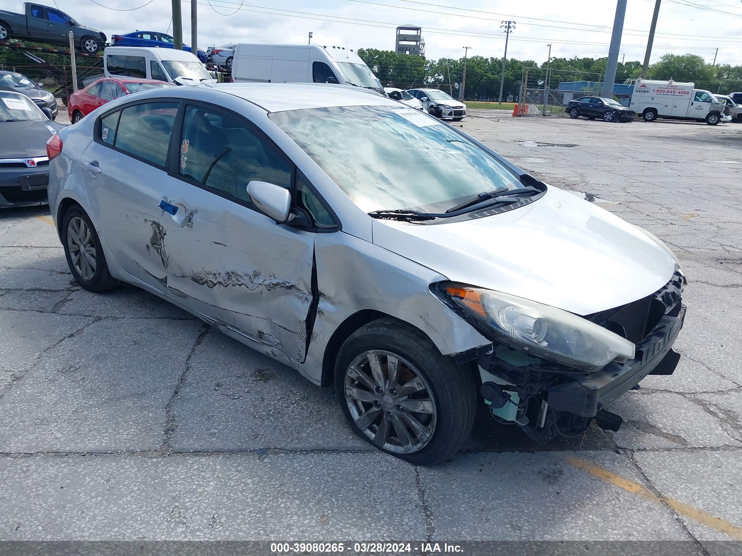 Photo 0 VIN: KNAFX4A68E5218422 - KIA FORTE 