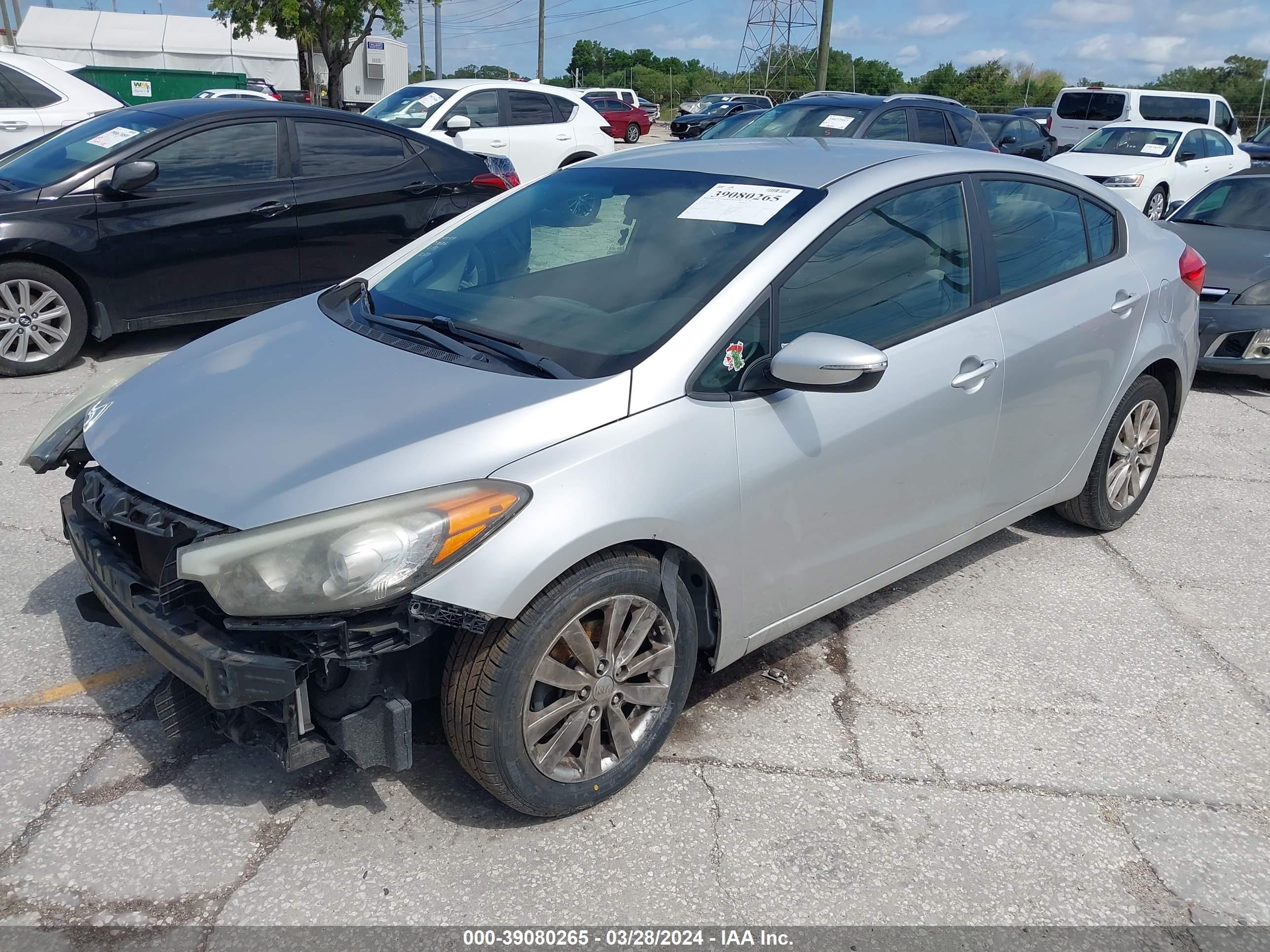 Photo 1 VIN: KNAFX4A68E5218422 - KIA FORTE 