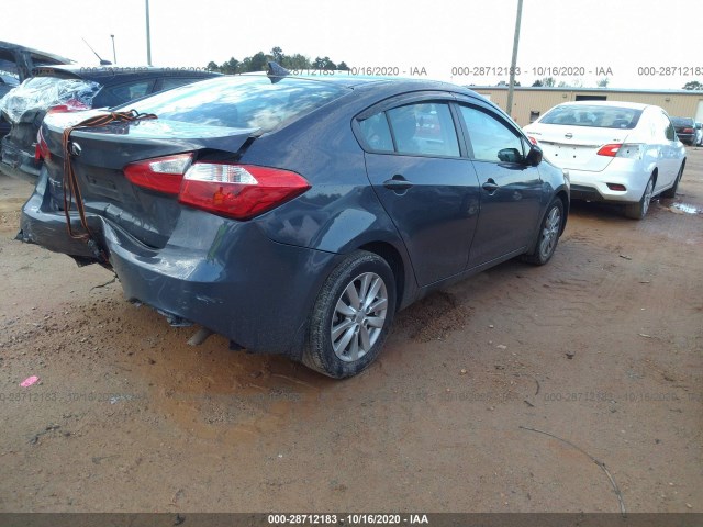 Photo 3 VIN: KNAFX4A68E5249251 - KIA FORTE 