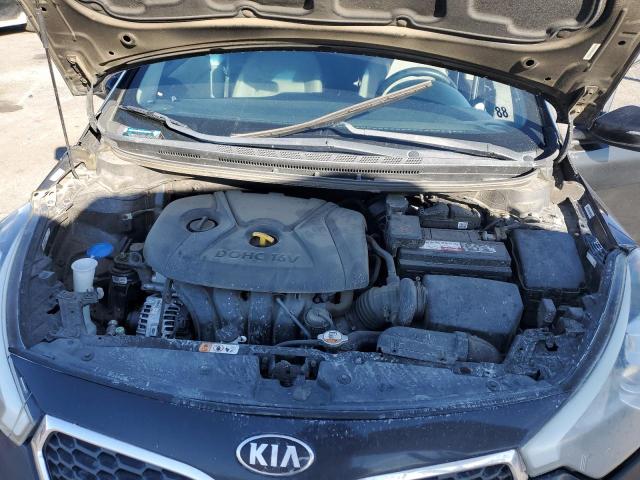 Photo 6 VIN: KNAFX4A68F5256752 - KIA FORTE LX 