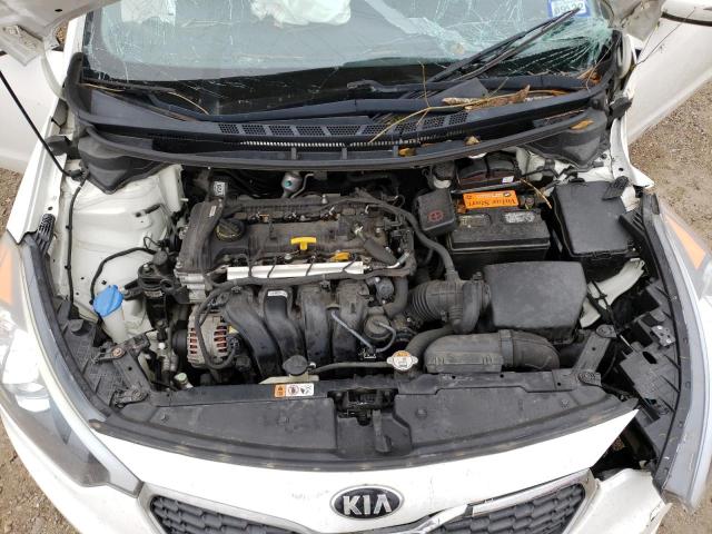 Photo 6 VIN: KNAFX4A68F5257724 - KIA FORTE LX 