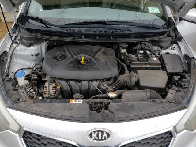 Photo 10 VIN: KNAFX4A68F5260669 - KIA FORTE LX 