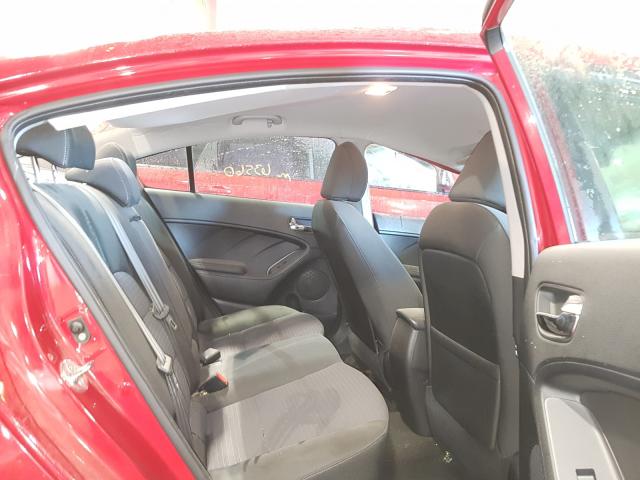 Photo 4 VIN: KNAFX4A68F5299505 - KIA FORTE LX 