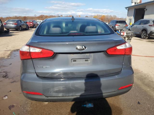 Photo 5 VIN: KNAFX4A68F5302502 - KIA FORTE LX 