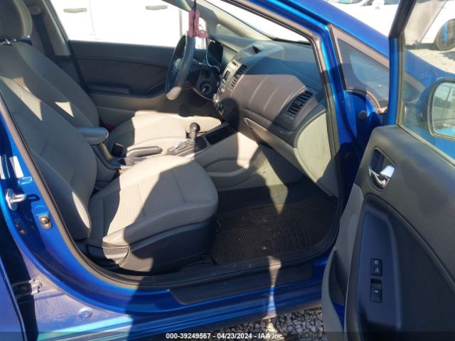 Photo 4 VIN: KNAFX4A68F5315654 - KIA FORTE 