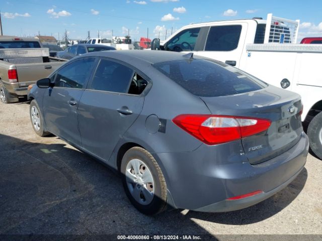 Photo 2 VIN: KNAFX4A68F5320255 - KIA FORTE 