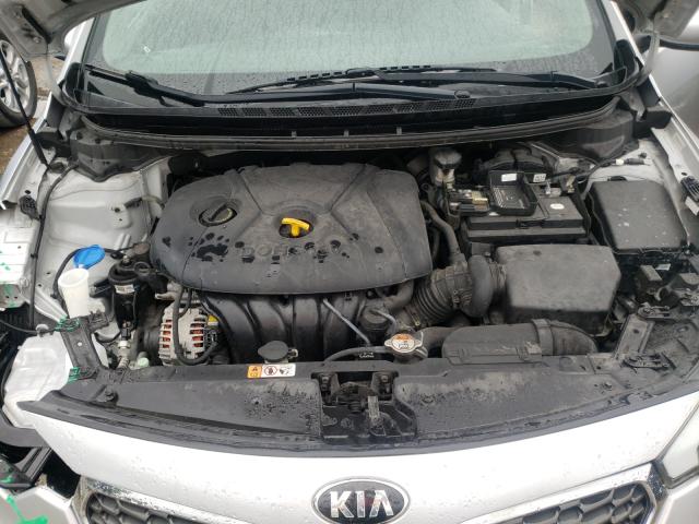 Photo 6 VIN: KNAFX4A68F5329344 - KIA FORTE LX 