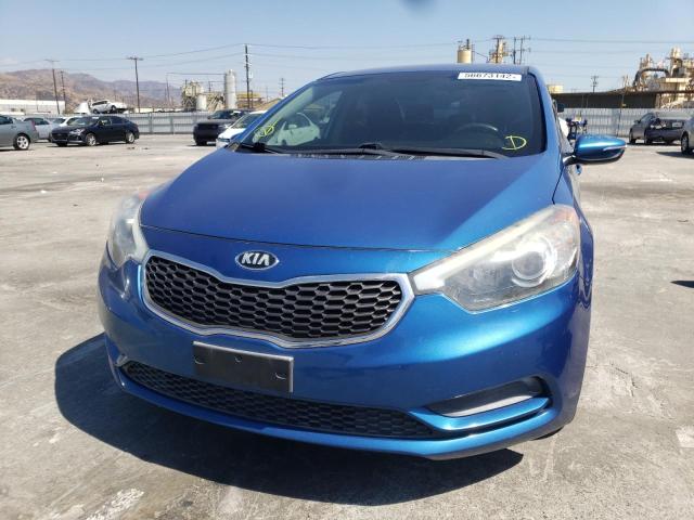 Photo 8 VIN: KNAFX4A68F5359220 - KIA FORTE LX 