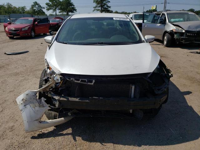 Photo 4 VIN: KNAFX4A68F5361372 - KIA FORTE LX 