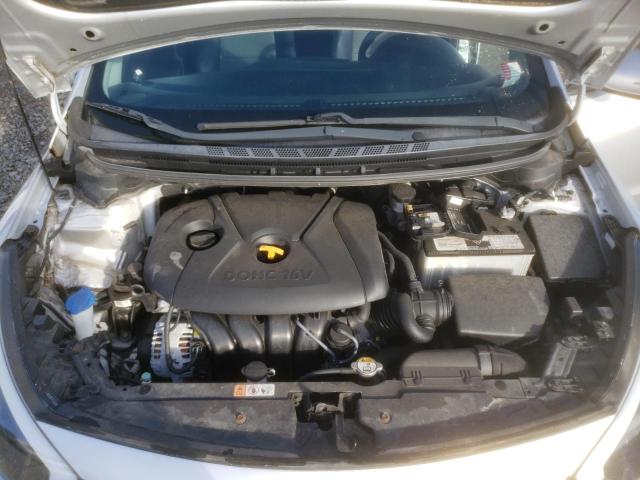 Photo 6 VIN: KNAFX4A68F5366555 - KIA FORTE LX 