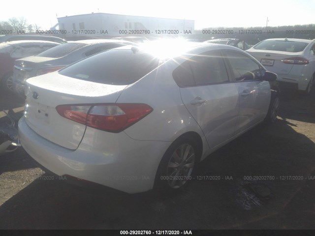 Photo 3 VIN: KNAFX4A68F5384098 - KIA FORTE 