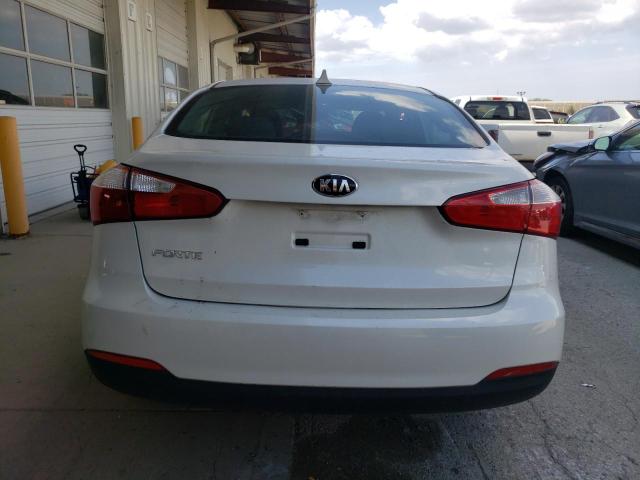 Photo 5 VIN: KNAFX4A68F5421831 - KIA FORTE LX 