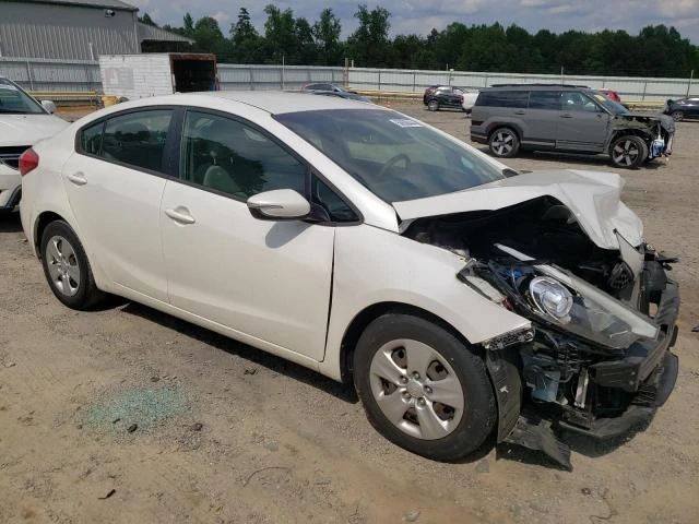 Photo 3 VIN: KNAFX4A68F5423191 - KIA FORTE LX 