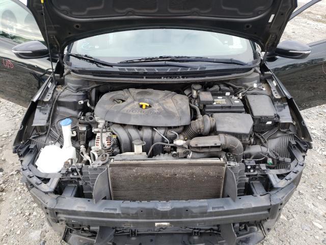 Photo 6 VIN: KNAFX4A68F5427483 - KIA FORTE LX 