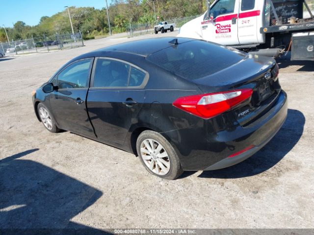 Photo 2 VIN: KNAFX4A68F5428276 - KIA FORTE 