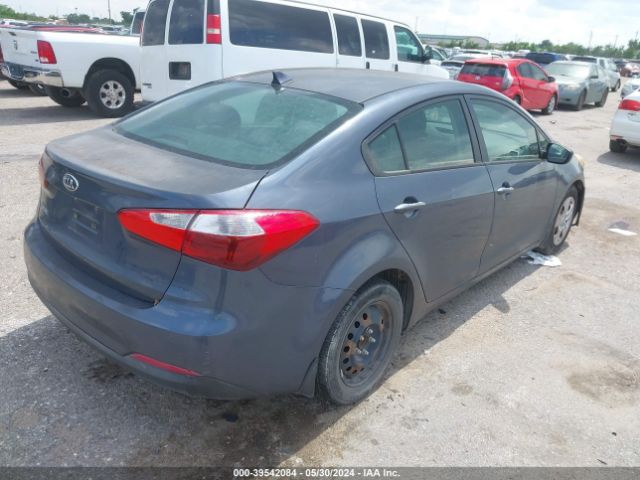 Photo 3 VIN: KNAFX4A68F5430416 - KIA FORTE 