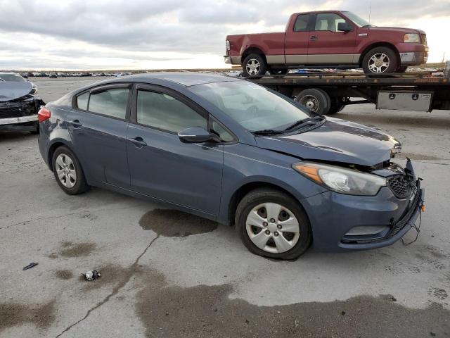 Photo 3 VIN: KNAFX4A68F5434224 - KIA FORTE LX 