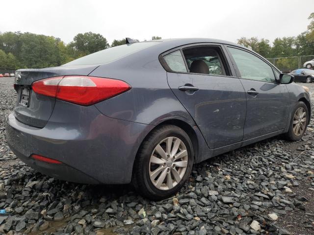 Photo 2 VIN: KNAFX4A68G5446875 - KIA FORTE LX 