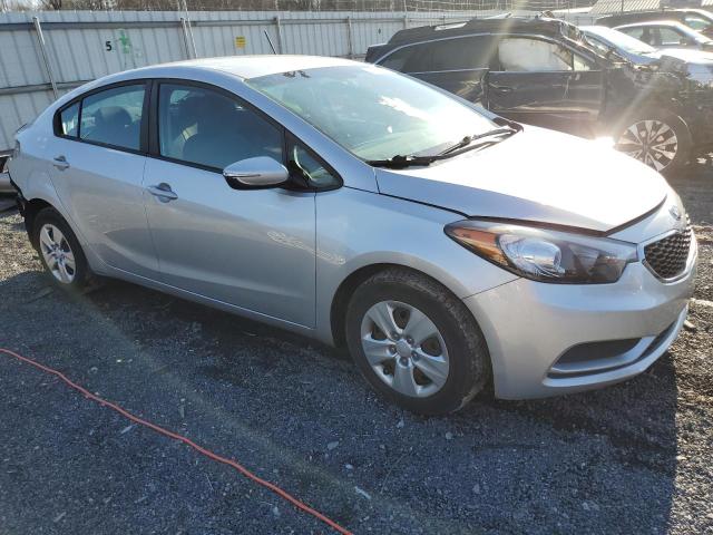 Photo 3 VIN: KNAFX4A68G5534082 - KIA FORTE LX 