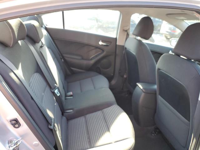 Photo 9 VIN: KNAFX4A68G5534082 - KIA FORTE LX 