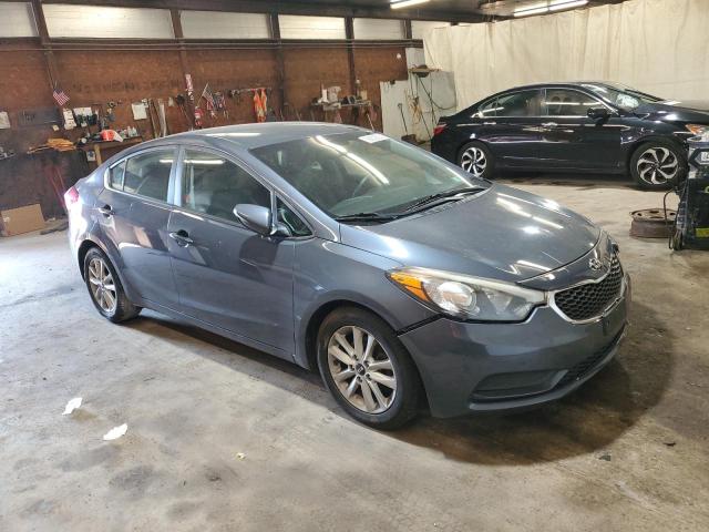 Photo 3 VIN: KNAFX4A68G5566983 - KIA FORTE LX 