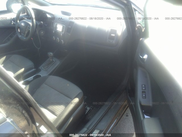 Photo 4 VIN: KNAFX4A68G5574677 - KIA FORTE 