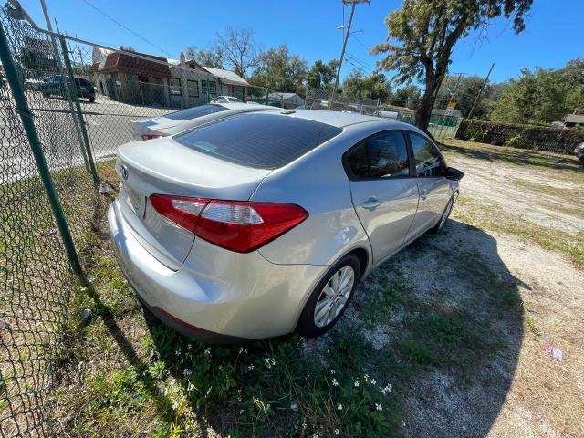 Photo 3 VIN: KNAFX4A68G5592760 - KIA FORTE 