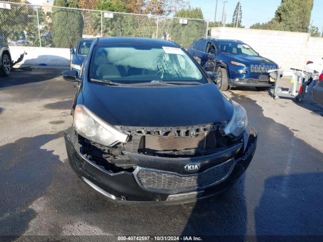 Photo 5 VIN: KNAFX4A68G5595674 - KIA FORTE 