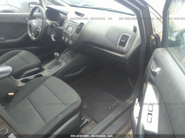 Photo 4 VIN: KNAFX4A69E5082821 - KIA FORTE 