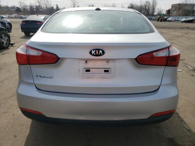 Photo 5 VIN: KNAFX4A69E5126168 - KIA FORTE LX 