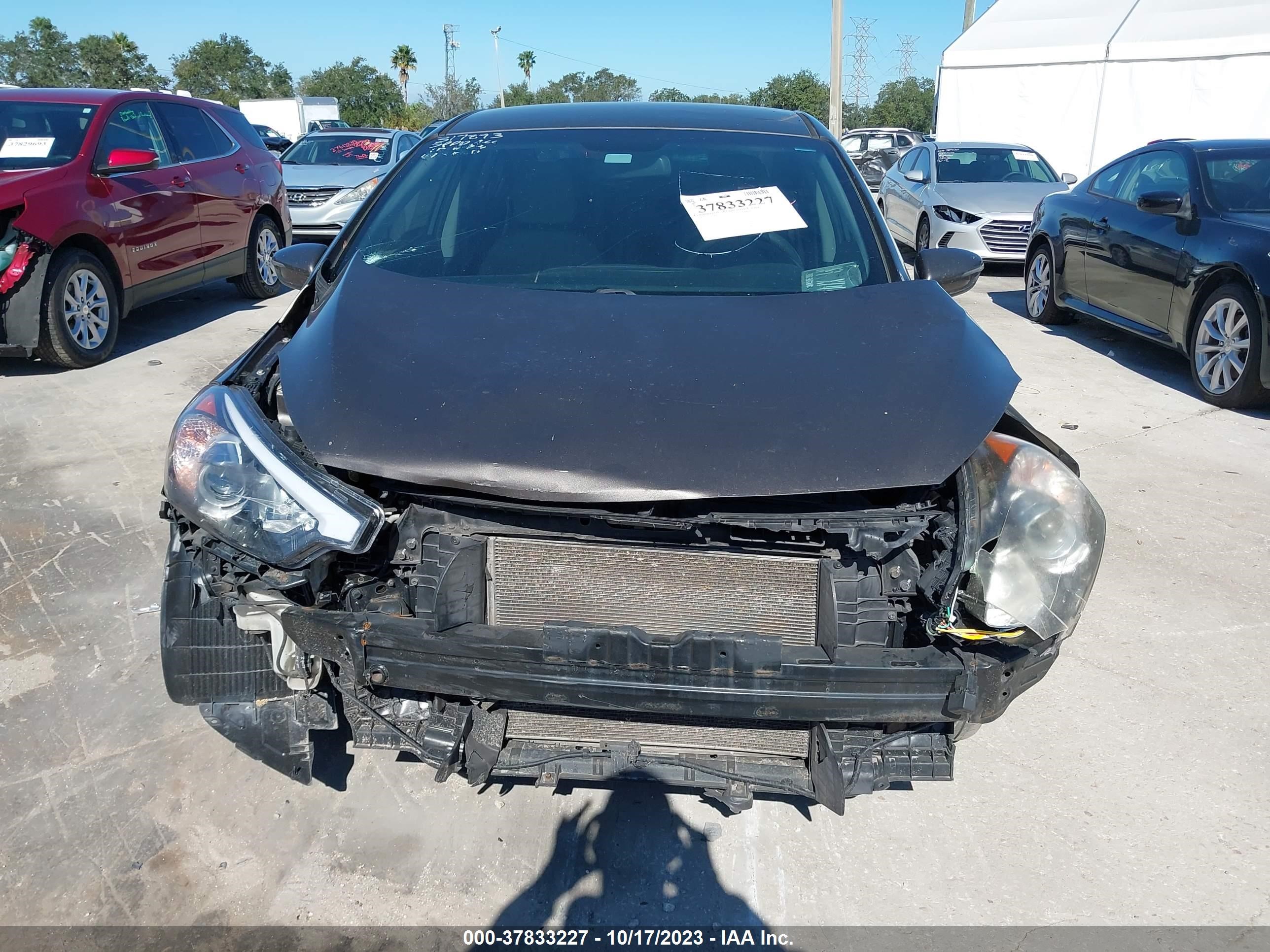 Photo 5 VIN: KNAFX4A69E5153273 - KIA FORTE 