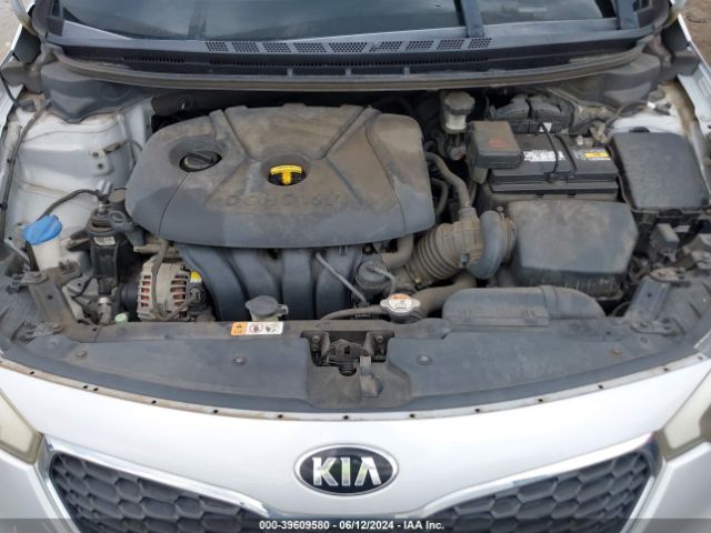 Photo 9 VIN: KNAFX4A69E5154424 - KIA FORTE 