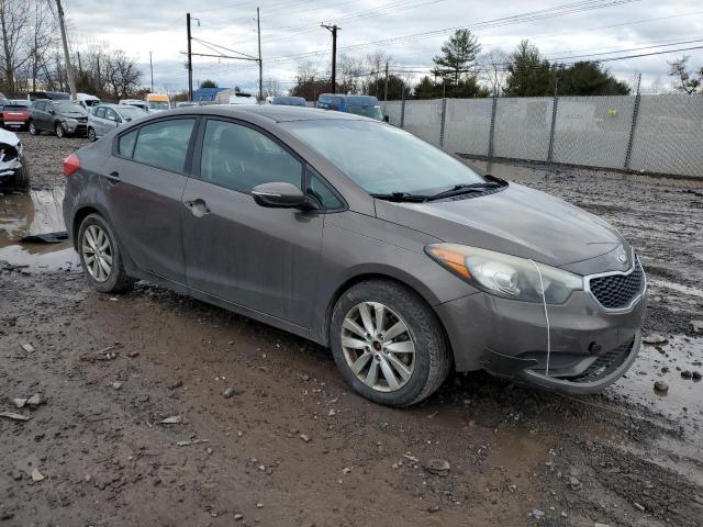 Photo 3 VIN: KNAFX4A69E5165178 - KIA FORTE 