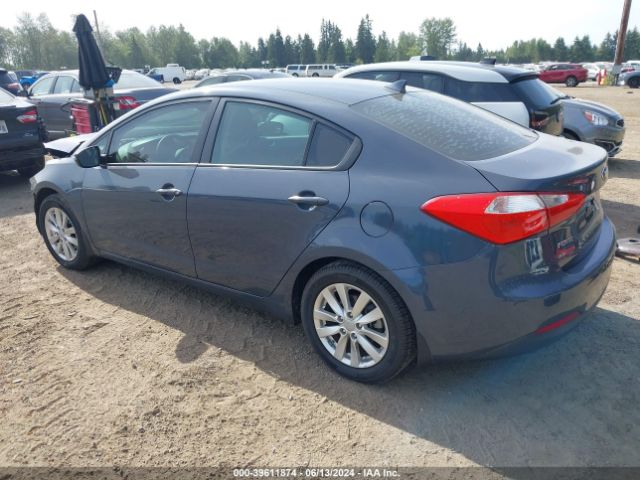 Photo 2 VIN: KNAFX4A69E5174706 - KIA FORTE 